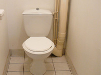 Wand-WC mit einem komplett integrierten WiCi Bati Becken, design 1 - Herr C(FR - 28) - 1 auf 2 (vorher)